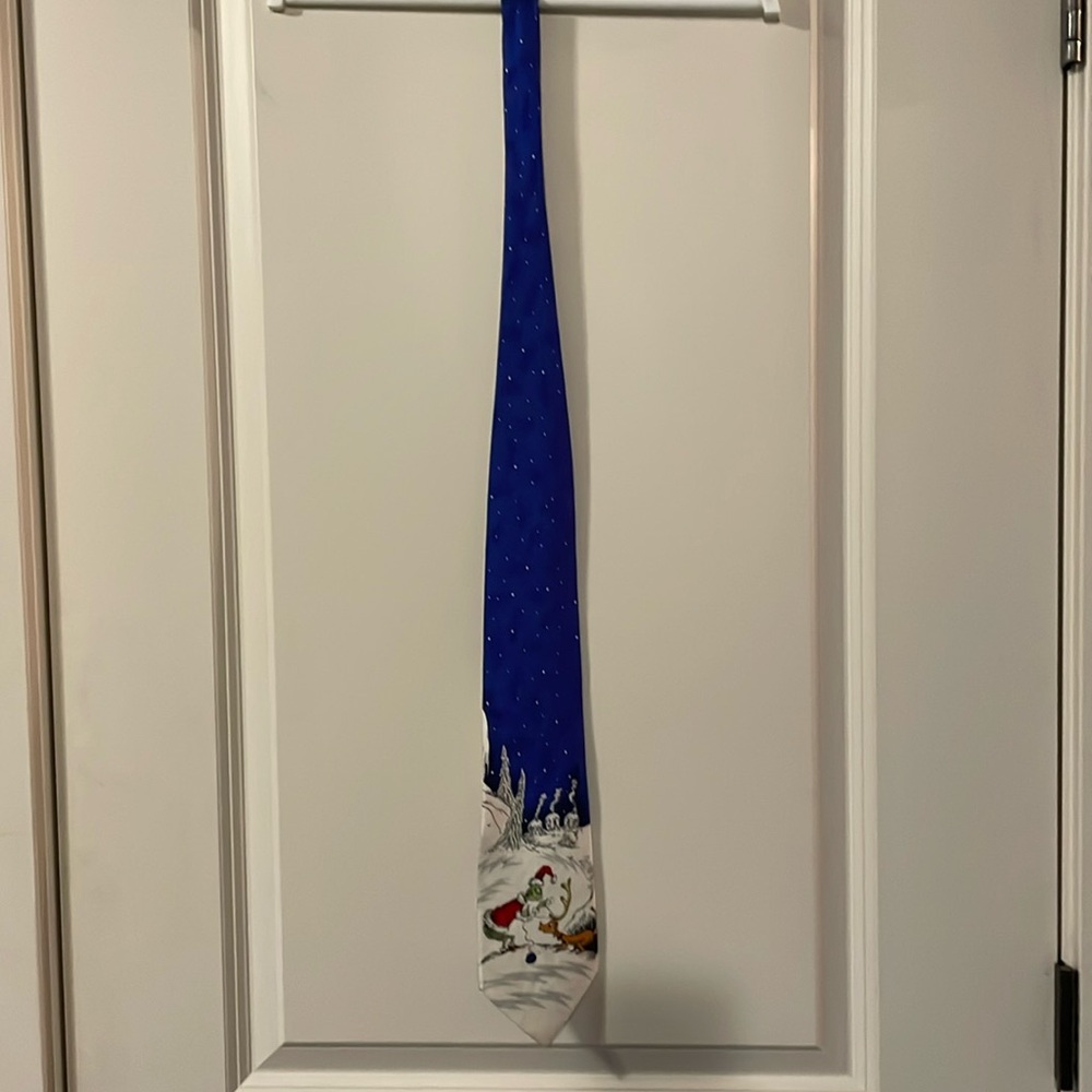 Dr Seuss The Grinch Christmas Silk Tie